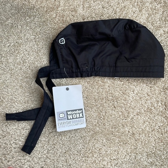Wonder Work Black Scrub Cap - Brand New! - Picture 1 of 2